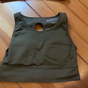 Small forever 21 full coverage sports bra